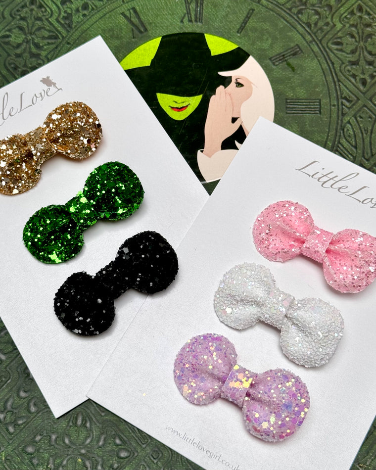 'Wicked' inspired glitter bow hair clip set, Galinda inspired hair accessory,  Glinda the good, Ariana grande wicked, wicked musical, wicked the movie, wicked bows, glitter bow, mini glitter bow, Wizard of oz, Wicked inspired, Glinda costume, galinda the good witch, pastel glitter bows, toddler sparkly bows