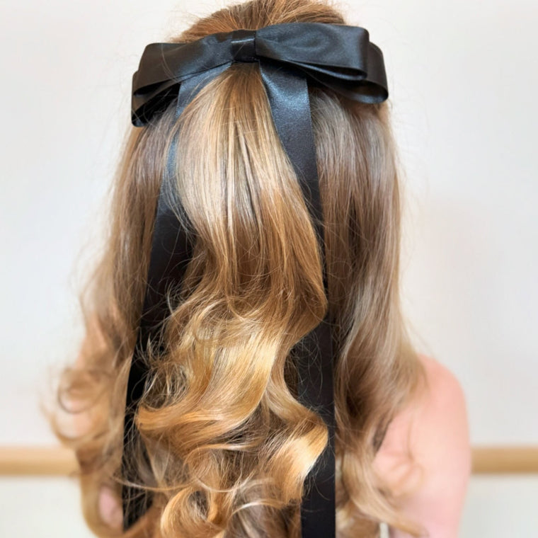 MAXI FLEUR Satin Bow Barrette/ JET BLACK