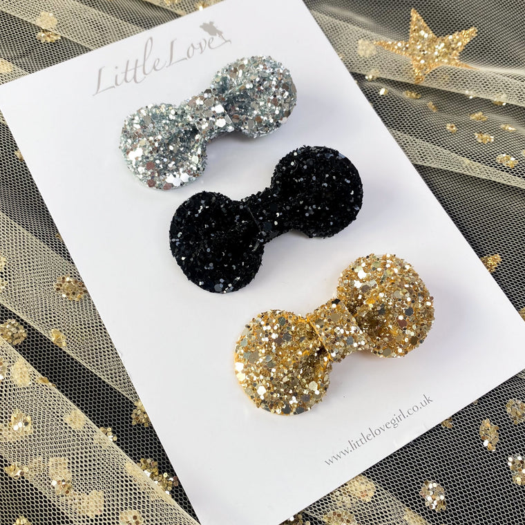Mini Glitter Bow Hair Clip Set / TOP HAT