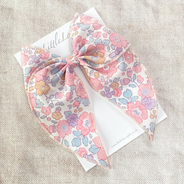 Prairie Liberty Bow Classic/ Betsy Musk