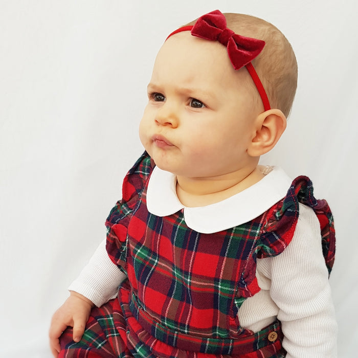 Little Love Velvet Bow Baby Headband Chrismas Set, Red and Green Velvet Bow headbands, christmas baby bow headbands, Red velvet bow headband for baby, Green velvet bay bow headband, Christmas baby headband set, Velvet Baby Bow headbands, Red baby headband with bow, Christmas baby hairbows 