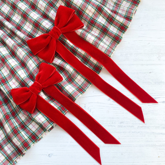 Little Love 'Ever After' velvet bow hair clip in true red, childs red velvet hairbow for christmas, childrens red velvet hairbow, red velvet hair bows with tartan dress, Jennifer behr bow barrette, hair bow for girls Christmas day outfit, Christmas Day Hair Bow