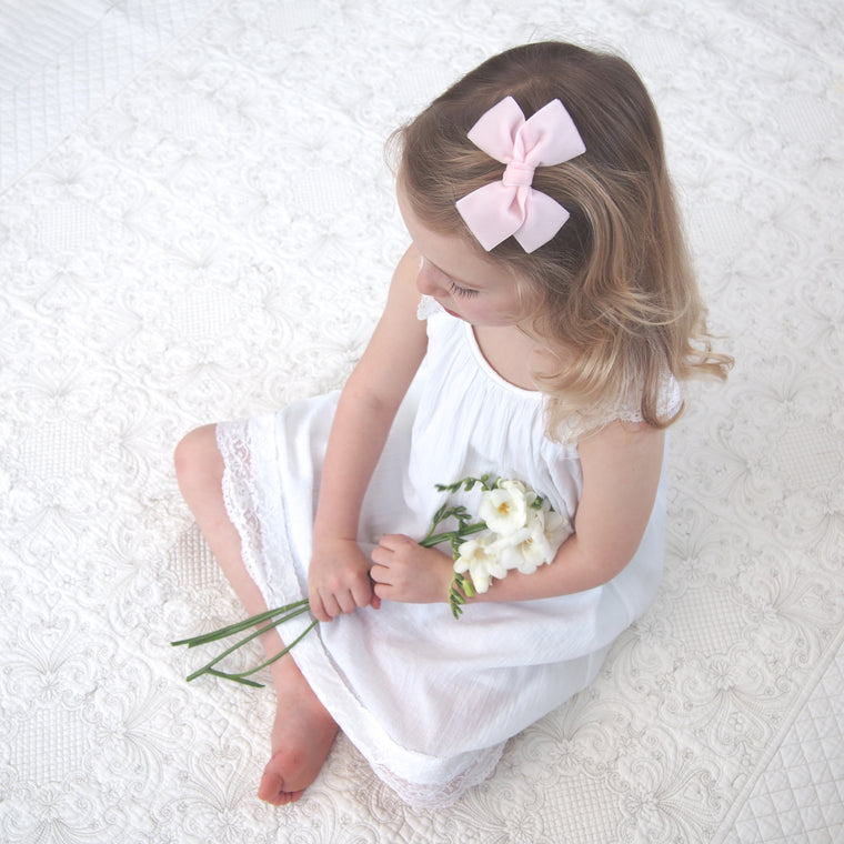 Little Love velvet bow hair clip in Ivory or White, flower girl bow hair clip, large velvet bow uk, ivory velvet hair bow, bow for flower girl, white flower girl bow, Ivory hair bow in velvet, velvet hair bows, flower girl hair accessory, Ivory bow for flower girl, Velvet hair bows,White bow for flower girls hair