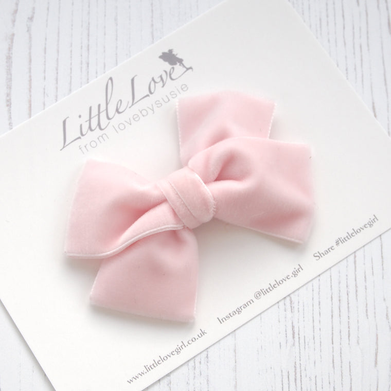 Little Love luxury velvet bow hair clip in pale pink, flower girl bow, pink flower girl bow, pink flower girl hair bow, velvet bow hair clip, large velvet bow uk, pink velvet hair bow, pink bow hair clip, pink velvet bow, Pinkhair bow for flower girls, pink velvet bow