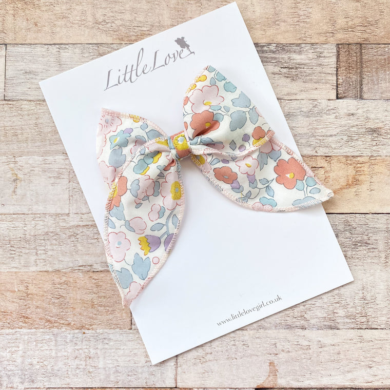 Prairie Bow Petite / Liberty Betsy