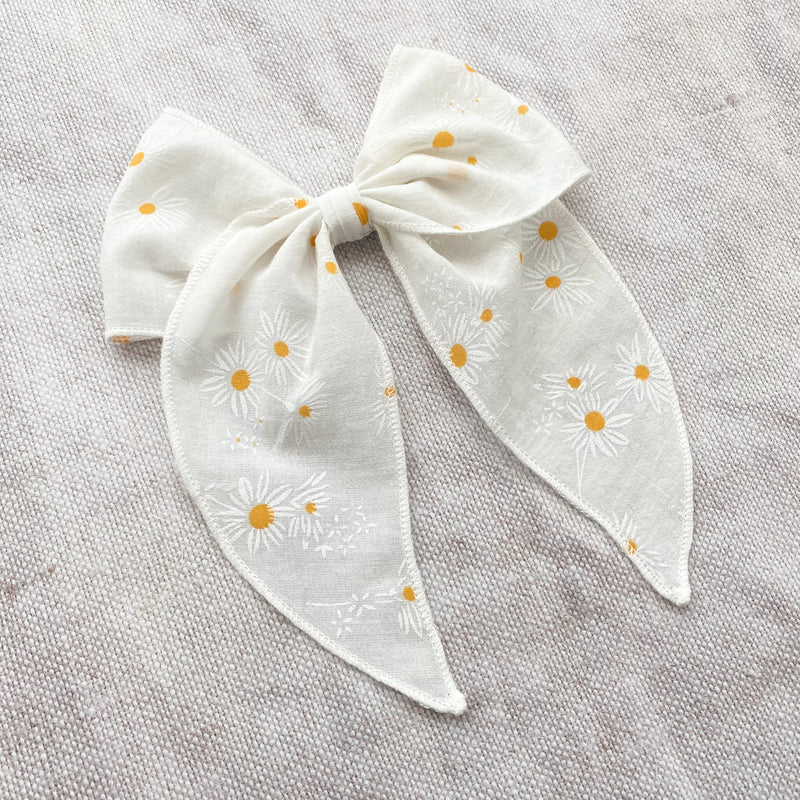 Prairie Bow Classic/ IVORY DAISY