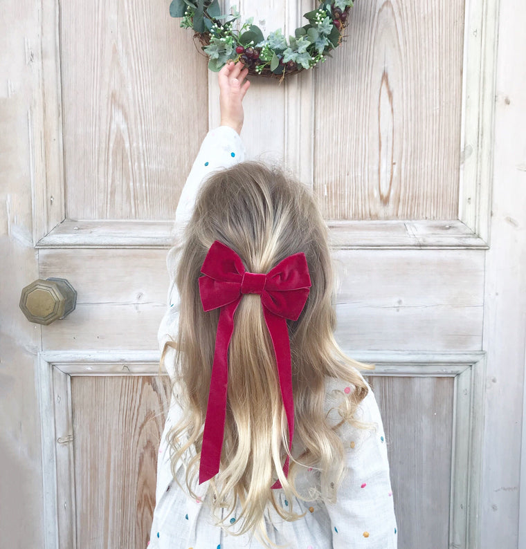 FABLE Velvet Bow Barrette/ RUBY RED