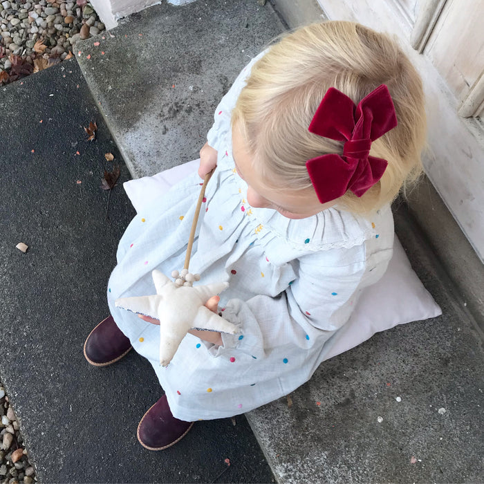 Velvet Bow Hair Clip/ RUBY RED