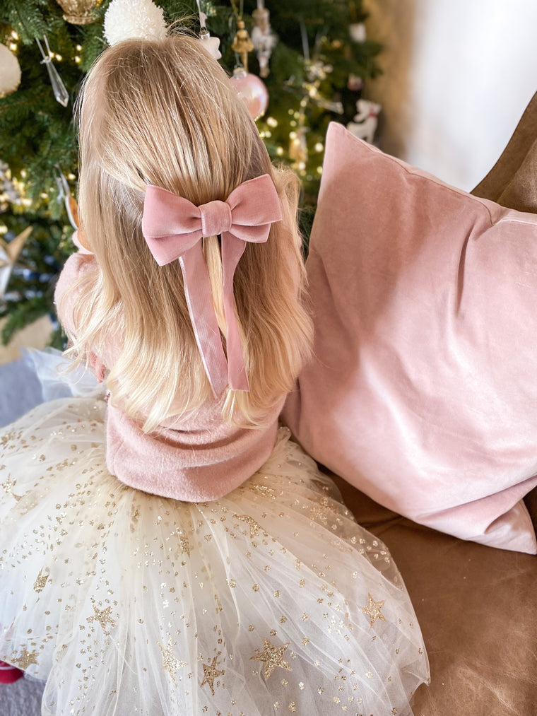 Little Love velvet bow hair clip in pink or ivory, flower girl bow hair clip, large velvet bow uk, pink velvet hair bow cut ou, bow for flower girl, pink flower girl bow, flower girl hair accessories uk, uk flower girl accessory, Pink velvet hairbow, blush pink velvet hairbow, velvet bow barrette, Flower girl outfit, flower girl tutu skirt