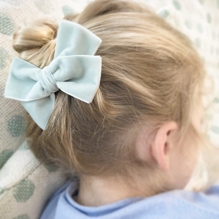 Velvet Bow Hair Clip/ Mist