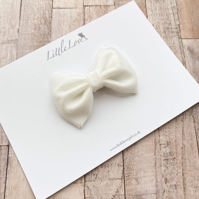 Little Velvet Bow Clip / PASTELS